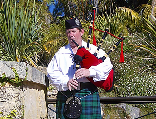 Bag Piper Perth A